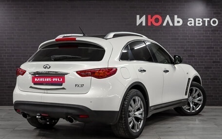 Infiniti FX II, 2011 год, 2 300 000 рублей, 4 фотография