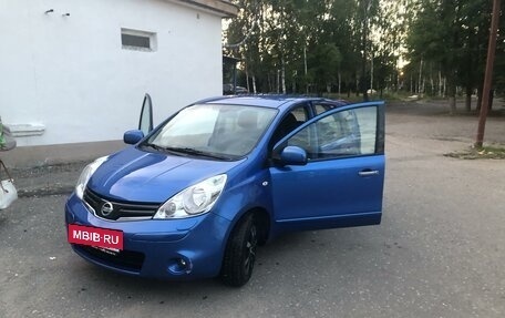 Nissan Note II рестайлинг, 2010 год, 995 000 рублей, 4 фотография