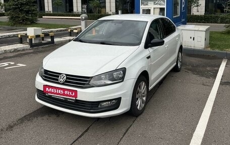 Volkswagen Polo VI (EU Market), 2017 год, 1 090 000 рублей, 3 фотография