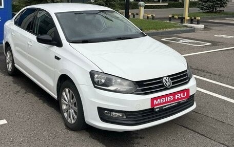 Volkswagen Polo VI (EU Market), 2017 год, 1 090 000 рублей, 2 фотография