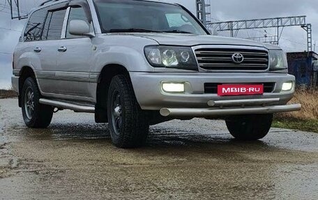 Toyota Land Cruiser 100 рестайлинг 2, 1999 год, 2 400 000 рублей, 2 фотография