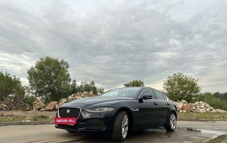 Jaguar XE I рестайлинг, 2019 год, 3 200 000 рублей, 5 фотография