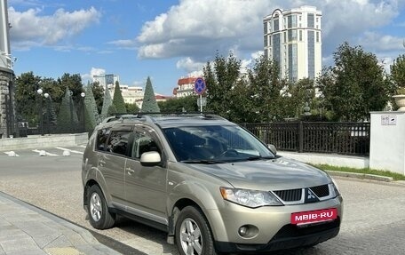 Mitsubishi Outlander III рестайлинг 3, 2007 год, 1 270 000 рублей, 4 фотография