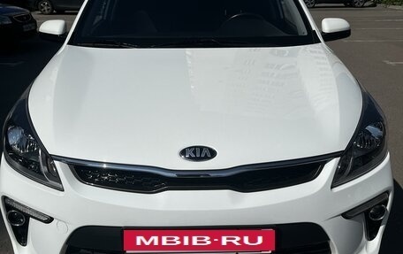 KIA Rio IV, 2018 год, 1 710 000 рублей, 3 фотография