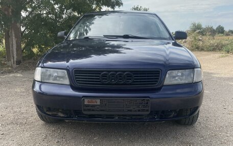 Audi A4, 1995 год, 300 000 рублей, 2 фотография