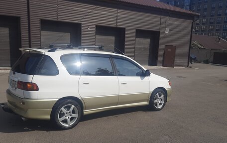 Toyota Ipsum II, 1997 год, 637 000 рублей, 3 фотография