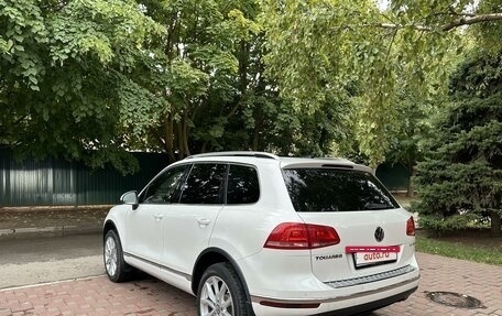 Volkswagen Touareg III, 2015 год, 2 900 000 рублей, 2 фотография