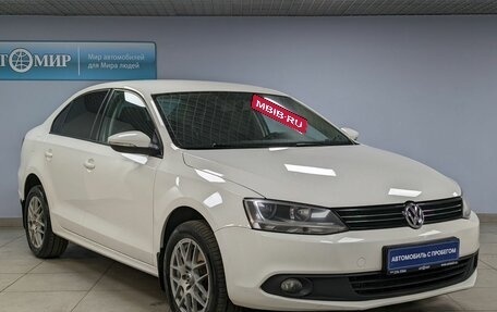 Volkswagen Jetta VI, 2012 год, 915 000 рублей, 2 фотография