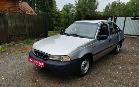 Daewoo Nexia I рестайлинг, 2003 год, 140 000 рублей, 3 фотография