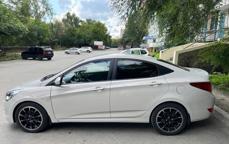 Hyundai Solaris II рестайлинг, 2014 год, 1 280 000 рублей, 8 фотография