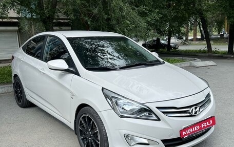 Hyundai Solaris II рестайлинг, 2014 год, 1 280 000 рублей, 3 фотография