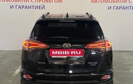 Toyota RAV4, 2016 год, 2 499 000 рублей, 5 фотография