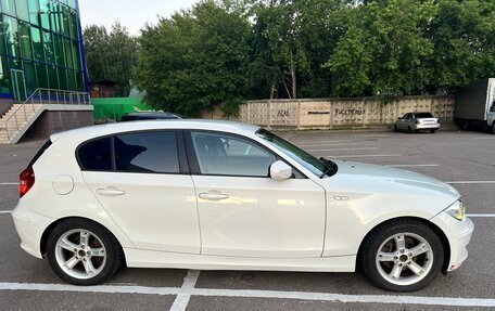 BMW 1 серия, 2010 год, 1 150 000 рублей, 3 фотография