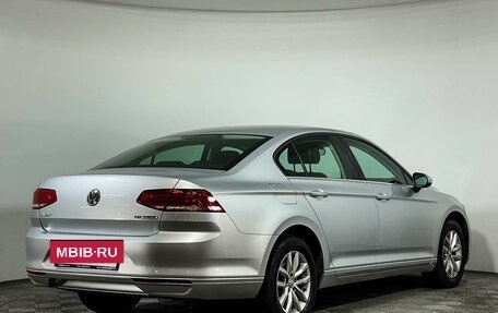 Volkswagen Passat B8 рестайлинг, 2016 год, 1 470 000 рублей, 5 фотография