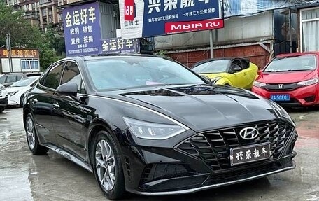 Hyundai Sonata VIII, 2021 год, 1 820 000 рублей, 3 фотография