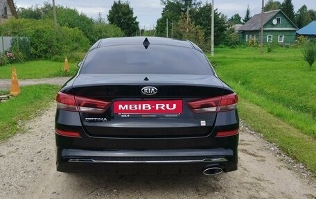 KIA Optima IV, 2019 год, 2 500 000 рублей, 3 фотография