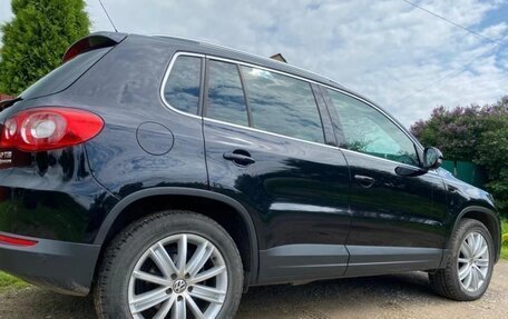 Volkswagen Tiguan I, 2011 год, 1 140 000 рублей, 3 фотография