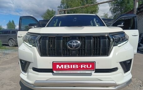 Toyota Land Cruiser Prado 150 рестайлинг 2, 2023 год, 8 300 000 рублей, 1 фотография