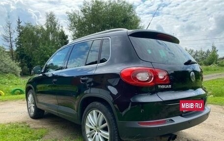 Volkswagen Tiguan I, 2011 год, 1 140 000 рублей, 2 фотография