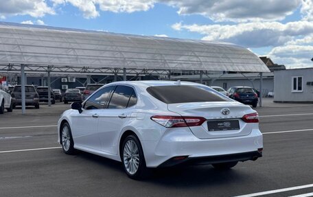 Toyota Camry, 2018 год, 2 870 000 рублей, 5 фотография