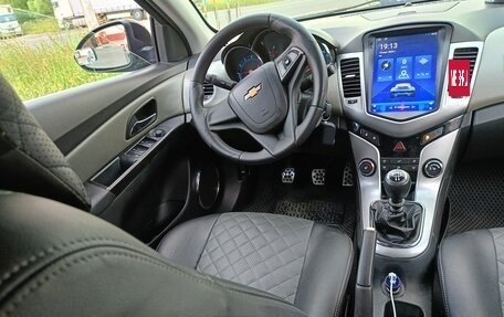 Chevrolet Cruze II, 2011 год, 620 000 рублей, 4 фотография