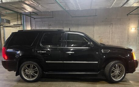 Cadillac Escalade III, 2006 год, 1 350 000 рублей, 2 фотография