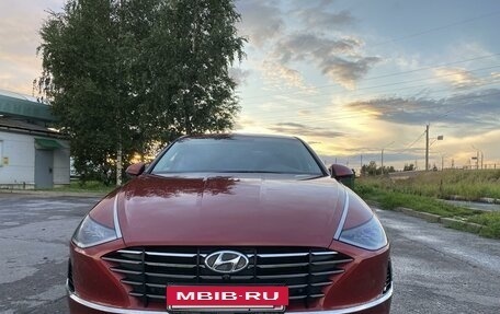 Hyundai Sonata VIII, 2021 год, 2 750 000 рублей, 3 фотография