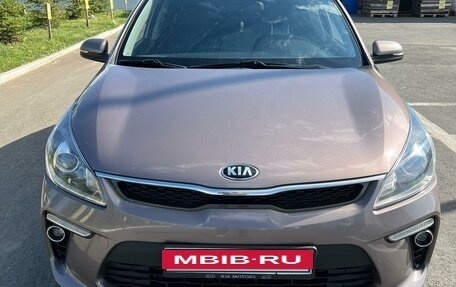 KIA Rio IV, 2019 год, 1 620 000 рублей, 2 фотография