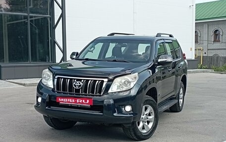 Toyota Land Cruiser Prado 150 рестайлинг 2, 2010 год, 3 200 000 рублей, 2 фотография