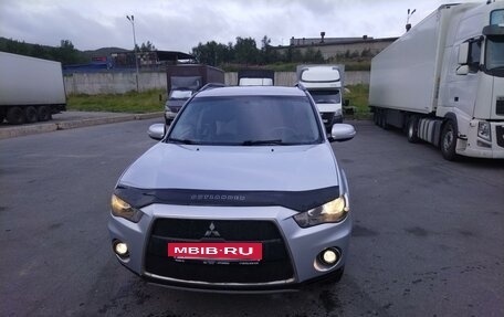 Mitsubishi Outlander III рестайлинг 3, 2010 год, 1 180 000 рублей, 2 фотография