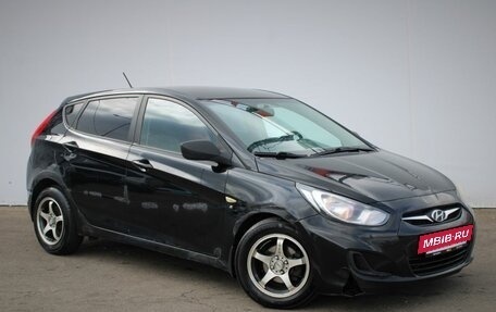 Hyundai Solaris II рестайлинг, 2013 год, 670 000 рублей, 2 фотография