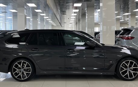 BMW 5 серия, 2021 год, 5 555 000 рублей, 3 фотография