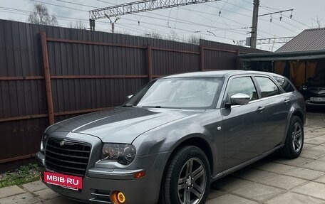 Chrysler 300C II, 2005 год, 1 350 000 рублей, 2 фотография