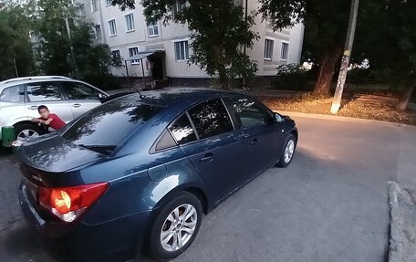 Chevrolet Cruze II, 2011 год, 800 000 рублей, 3 фотография