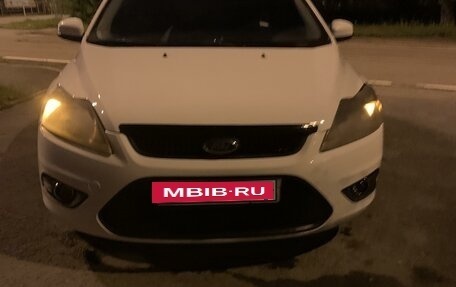 Ford Focus II рестайлинг, 2011 год, 700 000 рублей, 2 фотография