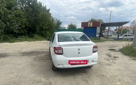 Renault Logan II, 2018 год, 450 000 рублей, 3 фотография