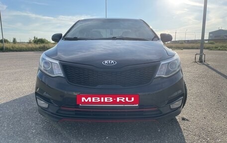 KIA Rio III рестайлинг, 2015 год, 1 390 000 рублей, 2 фотография