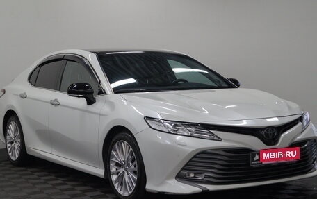 Toyota Camry, 2019 год, 3 299 000 рублей, 2 фотография