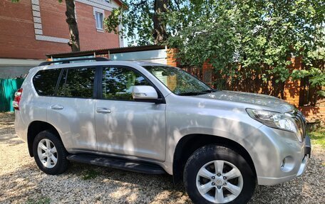 Toyota Land Cruiser Prado 150 рестайлинг 2, 2015 год, 3 399 000 рублей, 3 фотография