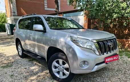 Toyota Land Cruiser Prado 150 рестайлинг 2, 2015 год, 3 399 000 рублей, 2 фотография