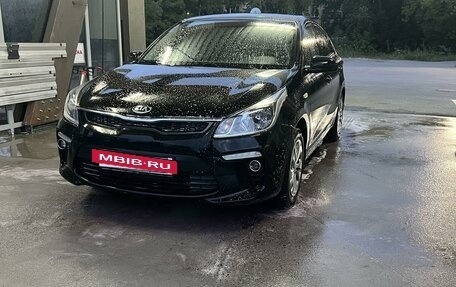 KIA Rio IV, 2019 год, 1 700 000 рублей, 2 фотография