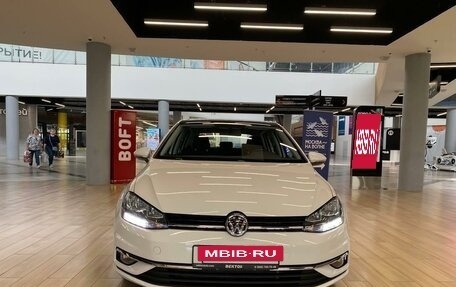 Volkswagen Golf VII, 2019 год, 2 650 000 рублей, 3 фотография