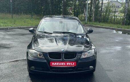 BMW 3 серия, 2011 год, 900 000 рублей, 2 фотография