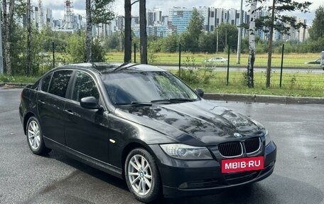 BMW 3 серия, 2011 год, 900 000 рублей, 3 фотография