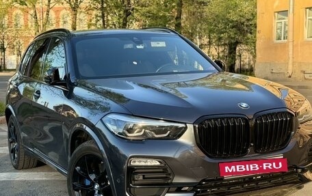 BMW X5, 2019 год, 6 950 000 рублей, 2 фотография