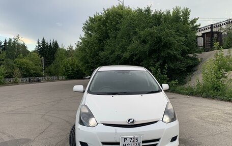 Toyota Wish II, 2007 год, 905 000 рублей, 2 фотография