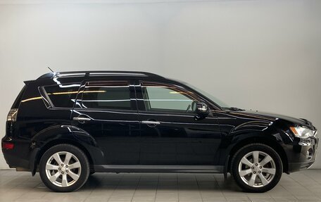 Mitsubishi Outlander III рестайлинг 3, 2011 год, 1 580 000 рублей, 3 фотография