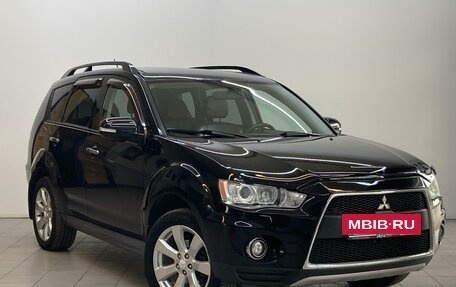 Mitsubishi Outlander III рестайлинг 3, 2011 год, 1 580 000 рублей, 2 фотография