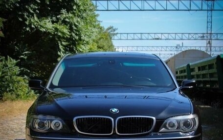 BMW 7 серия, 2005 год, 1 590 000 рублей, 3 фотография