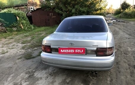 Toyota Camry, 1993 год, 375 000 рублей, 2 фотография